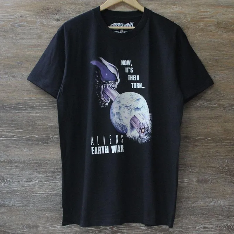 Vintage Aliens Earth Wars Tee
